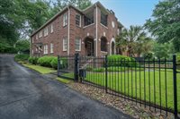 400 Waccamaw Ave A, Columbia, SC 29205