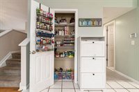 5062 Hilliard Green Drive, Hilliard, OH 43026