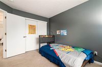 5062 Hilliard Green Drive, Hilliard, OH 43026