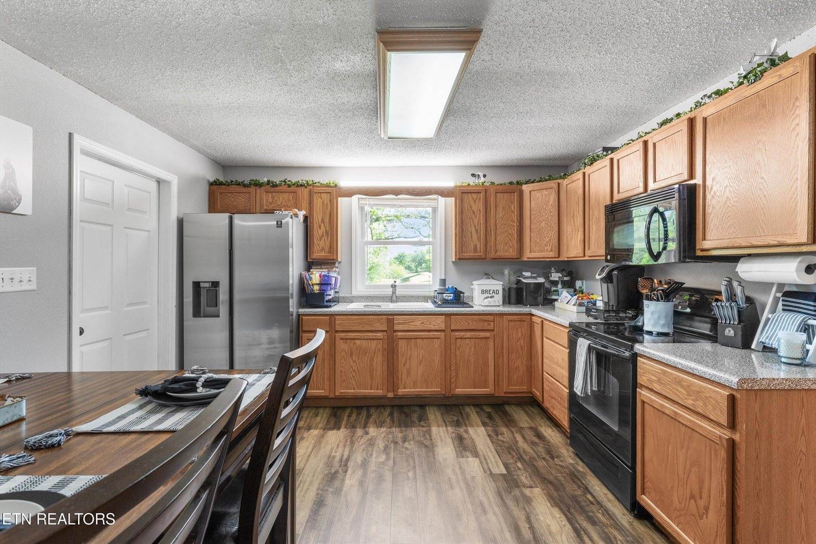 823 Reed Drive, Powell, TN 37849