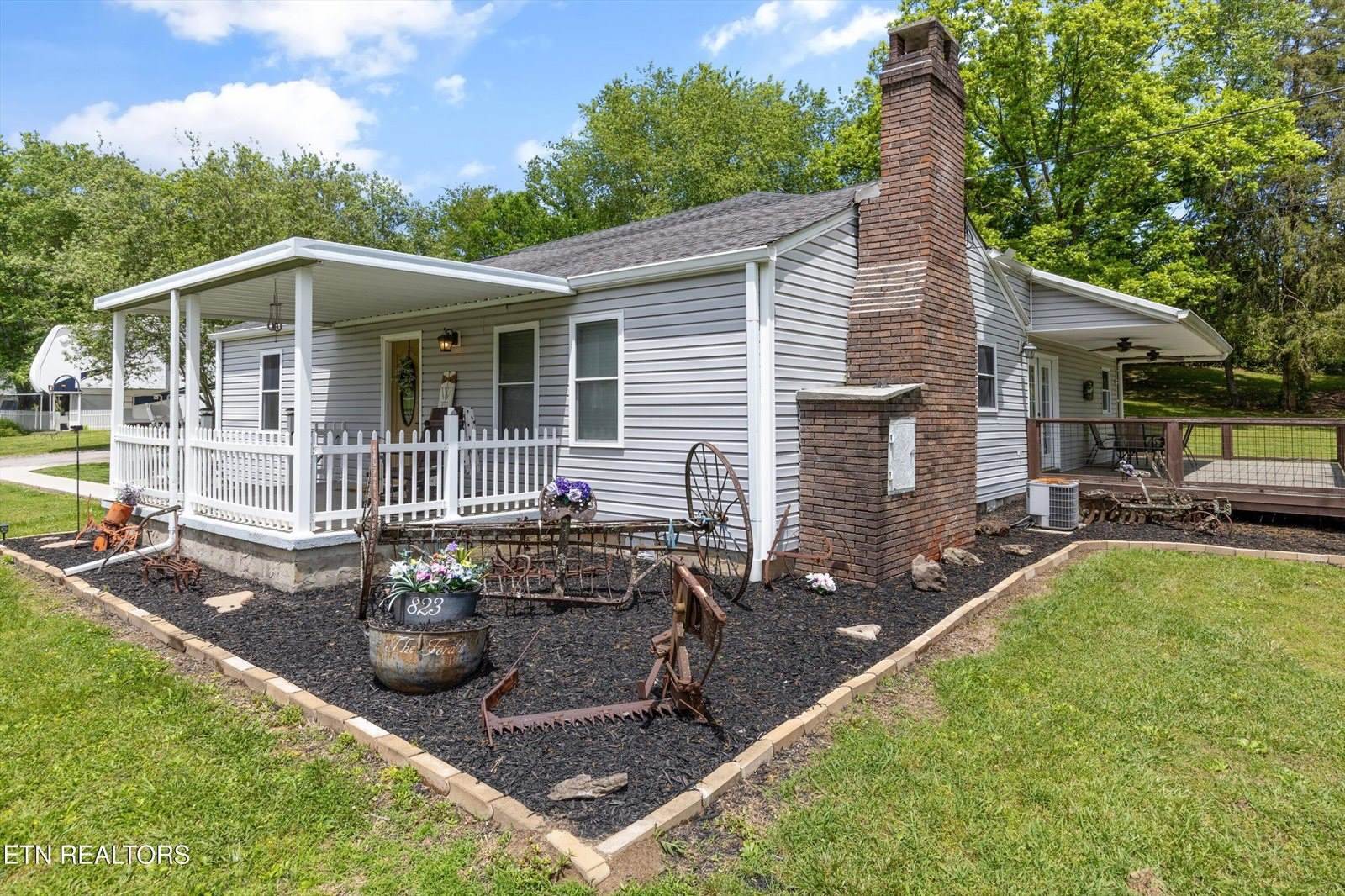 823 Reed Drive, Powell, TN 37849