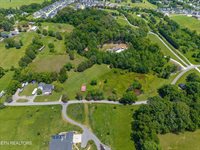 823 Reed Drive, Powell, TN 37849