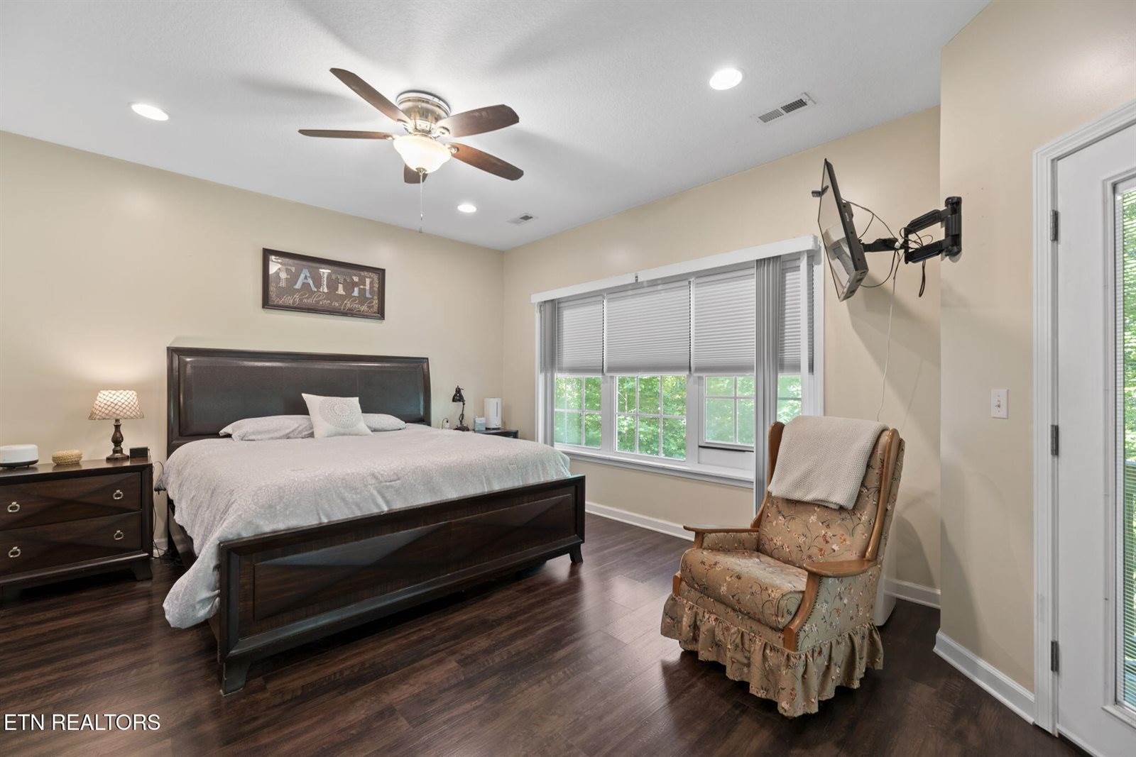 376 Old Holderford Rd, Kingston, TN 37763