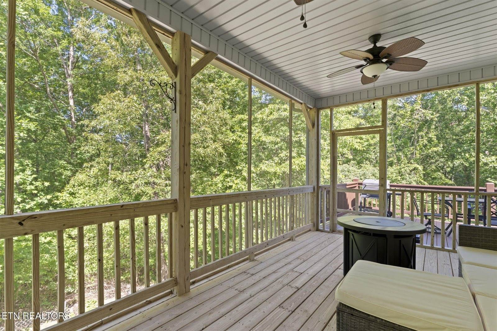 376 Old Holderford Rd, Kingston, TN 37763