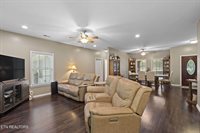 376 Old Holderford Rd, Kingston, TN 37763