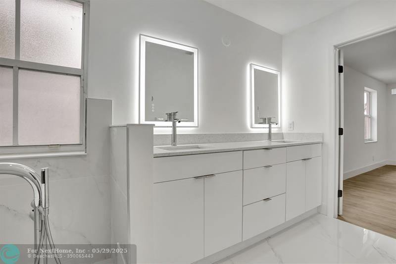 3133 Vista Del Mar, Margate, FL 33063