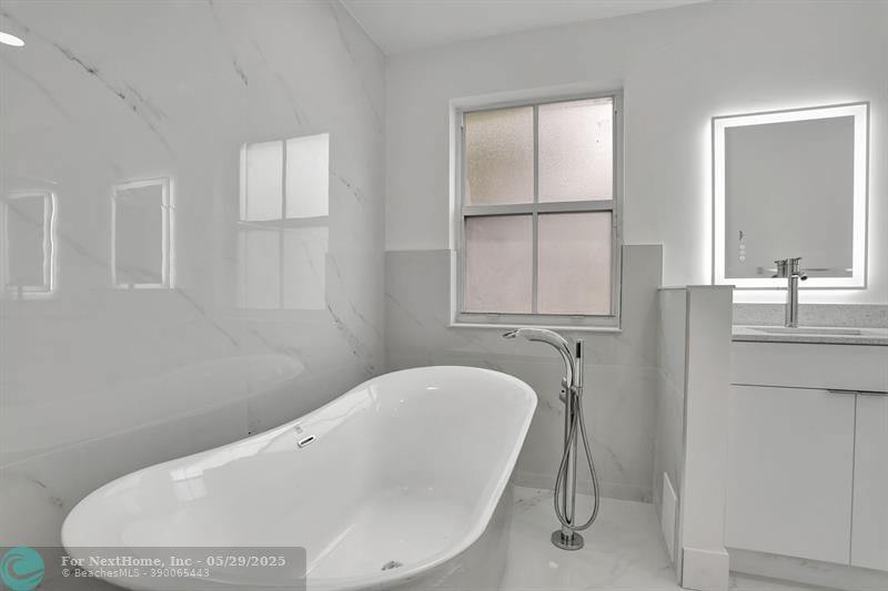 3133 Vista Del Mar, Margate, FL 33063