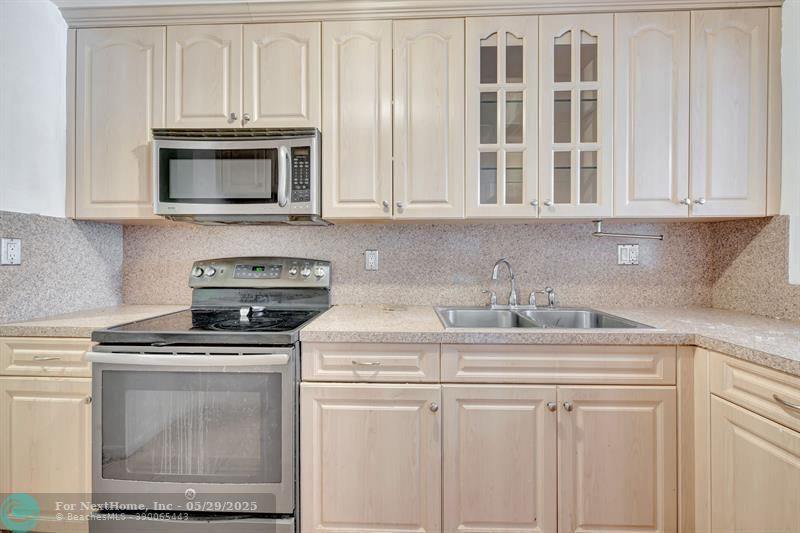 15018 SW 80th Ter 907, #907, Miami, FL 33193