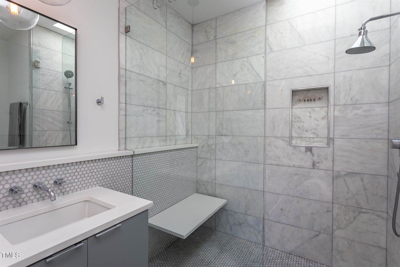 414 Chavis Way, Raleigh, NC 27601