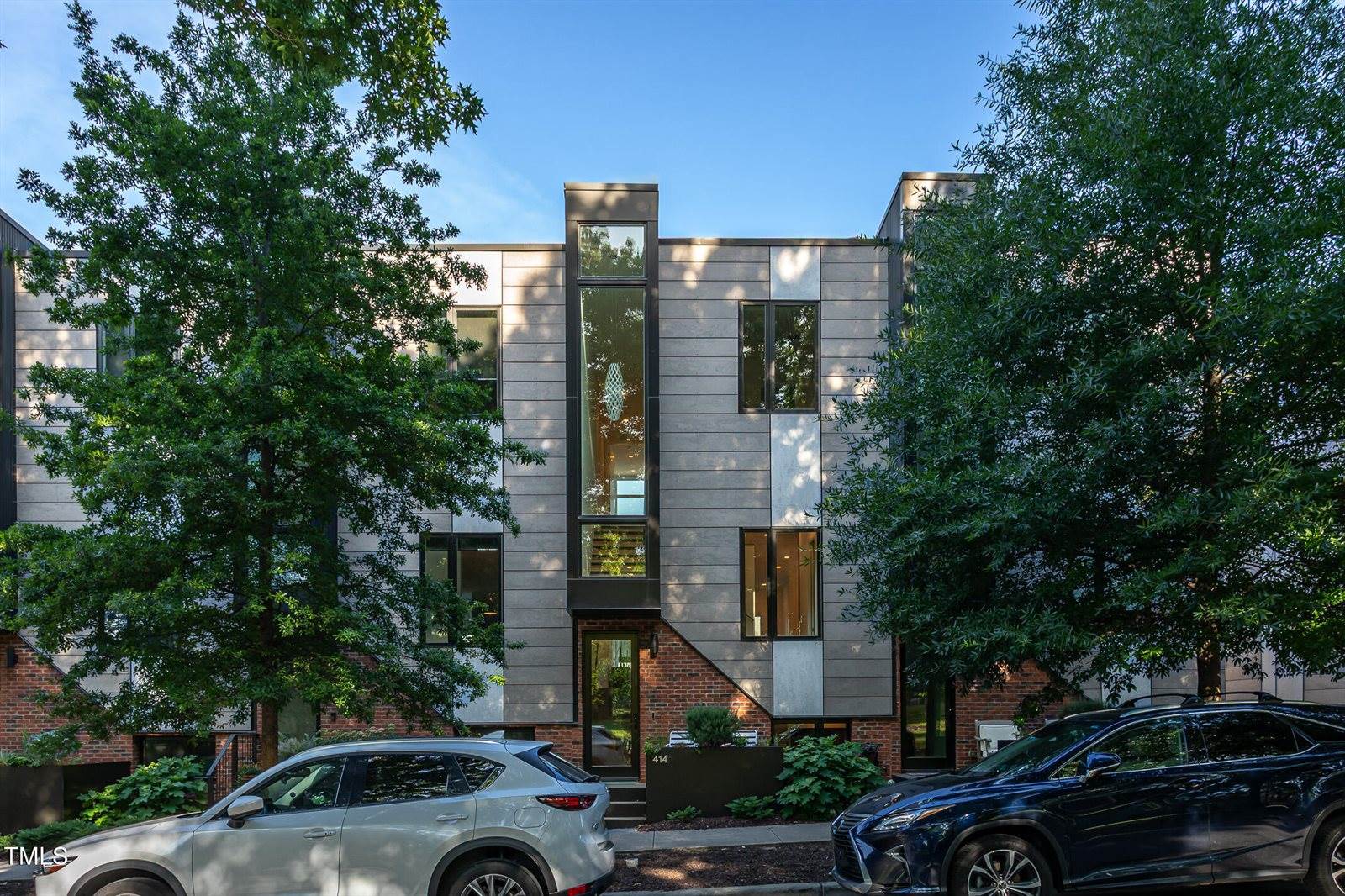 414 Chavis Way, Raleigh, NC 27601