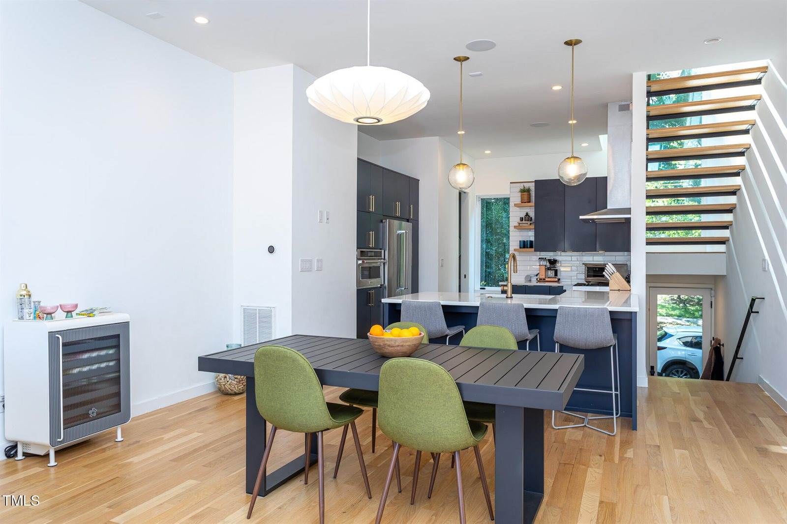 414 Chavis Way, Raleigh, NC 27601