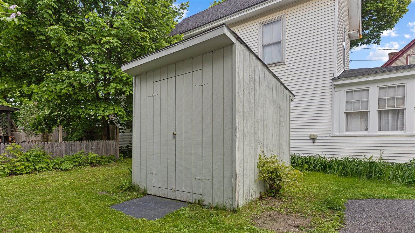 151 Birch Street, Bangor, ME 04401