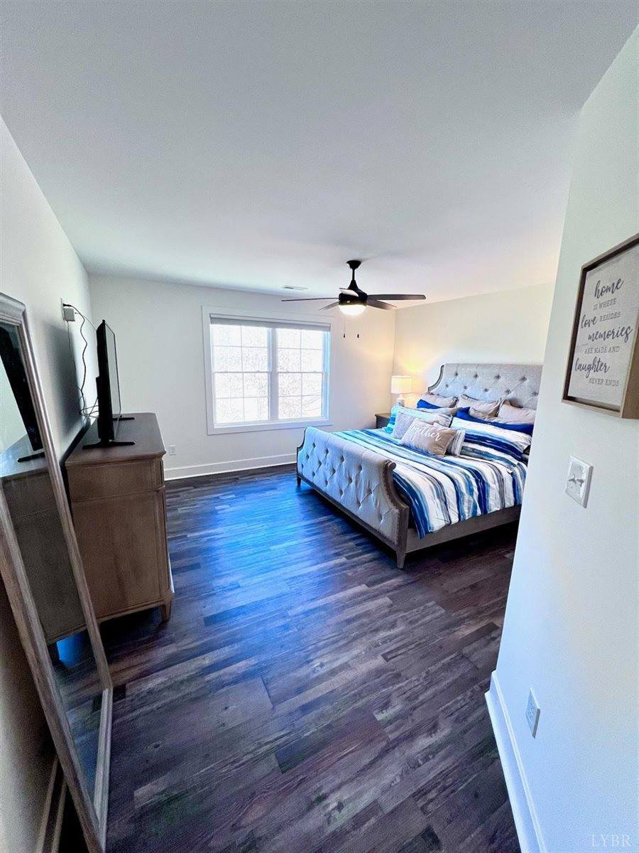 103 Retreat Lane, Huddleston, VA 24104