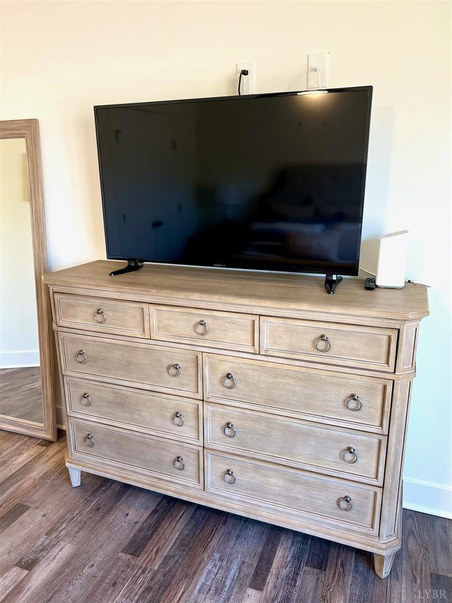 103 Retreat Lane, Huddleston, VA 24104