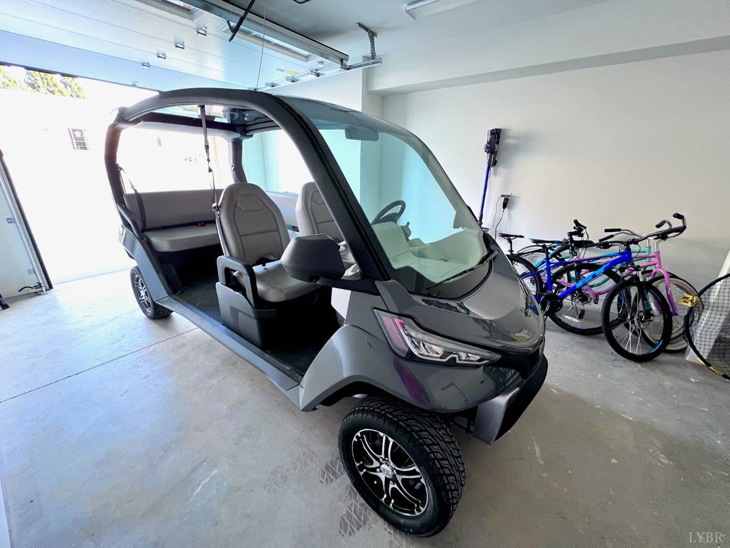 103 Retreat Lane, Huddleston, VA 24104