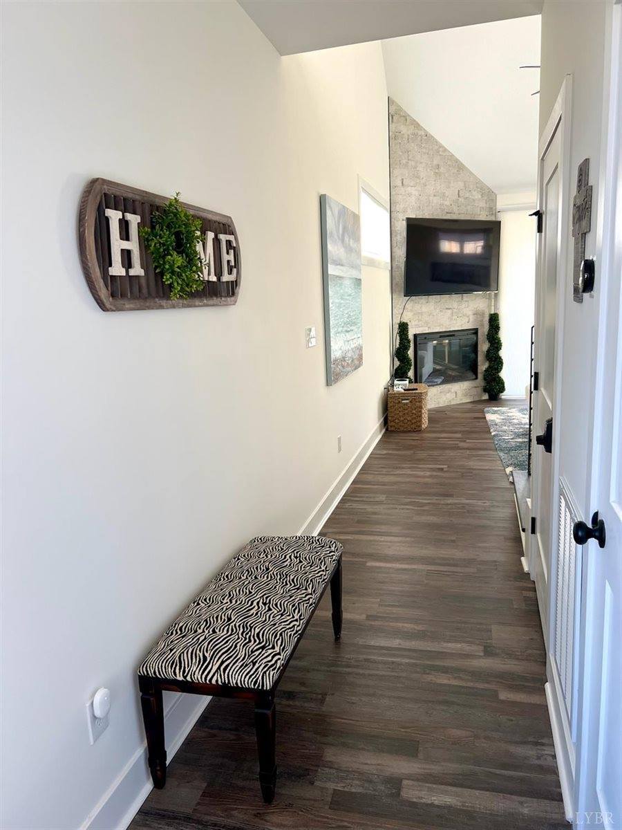 103 Retreat Lane, Huddleston, VA 24104