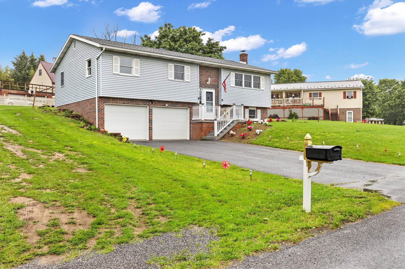 3 Curtis Ave, Newburg, PA 17240