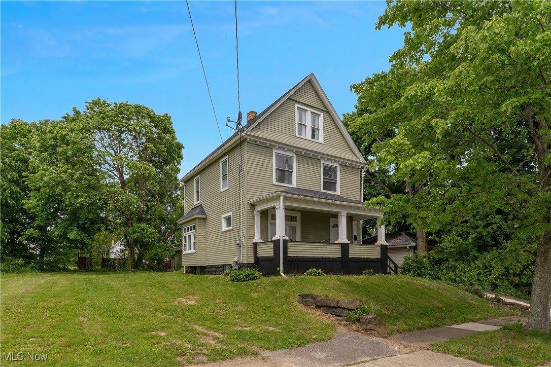 16 Eleanor Avenue, Youngstown, OH 44509