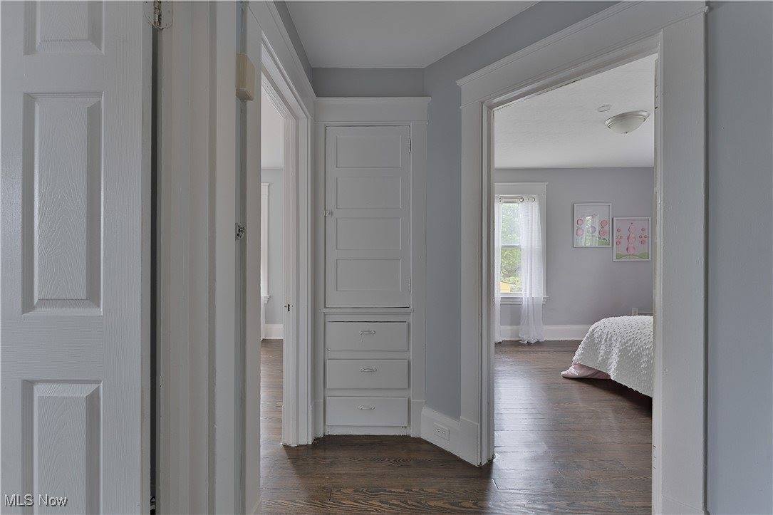 16 Eleanor Avenue, Youngstown, OH 44509