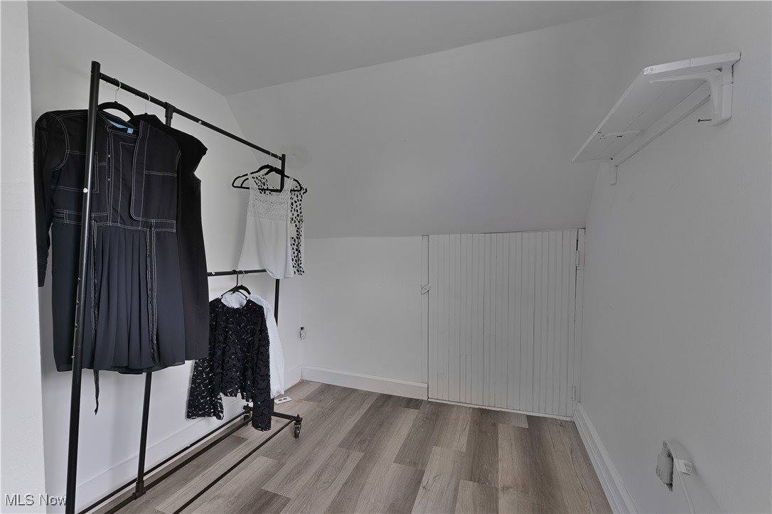 16 Eleanor Avenue, Youngstown, OH 44509