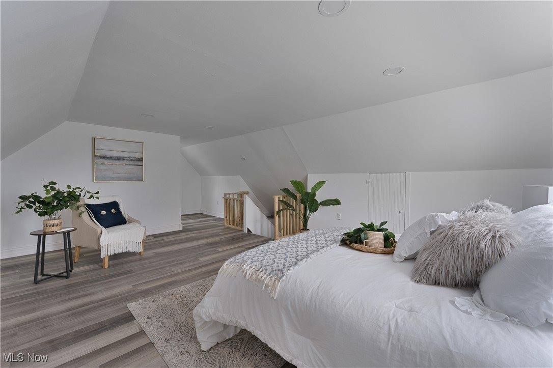 16 Eleanor Avenue, Youngstown, OH 44509