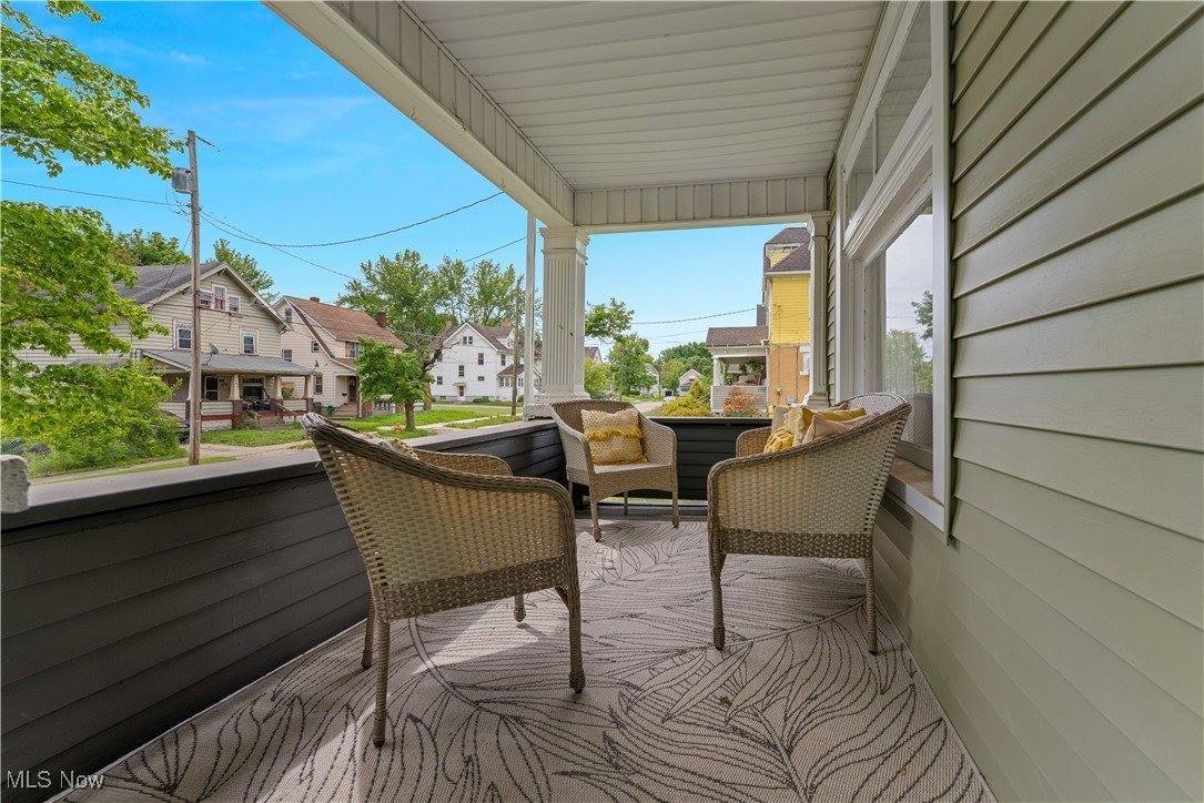 16 Eleanor Avenue, Youngstown, OH 44509