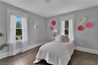 16 Eleanor Avenue, Youngstown, OH 44509