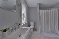 16 Eleanor Avenue, Youngstown, OH 44509