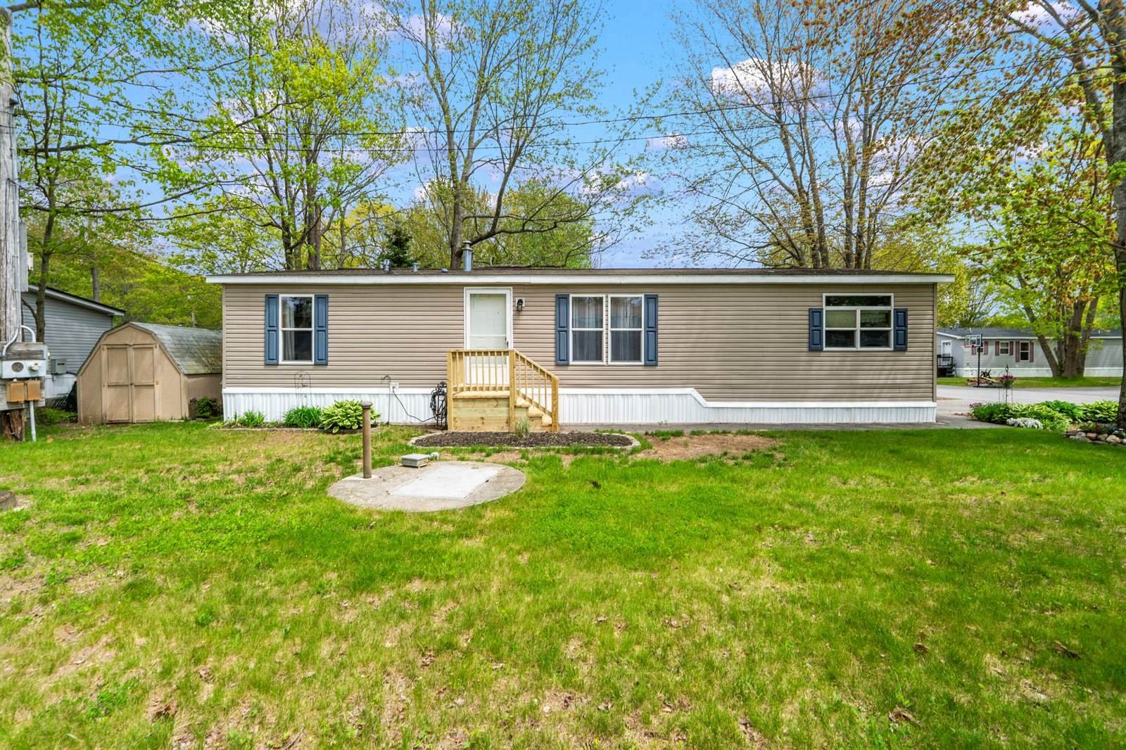 25 Karen Lane, Brunswick, ME 04011