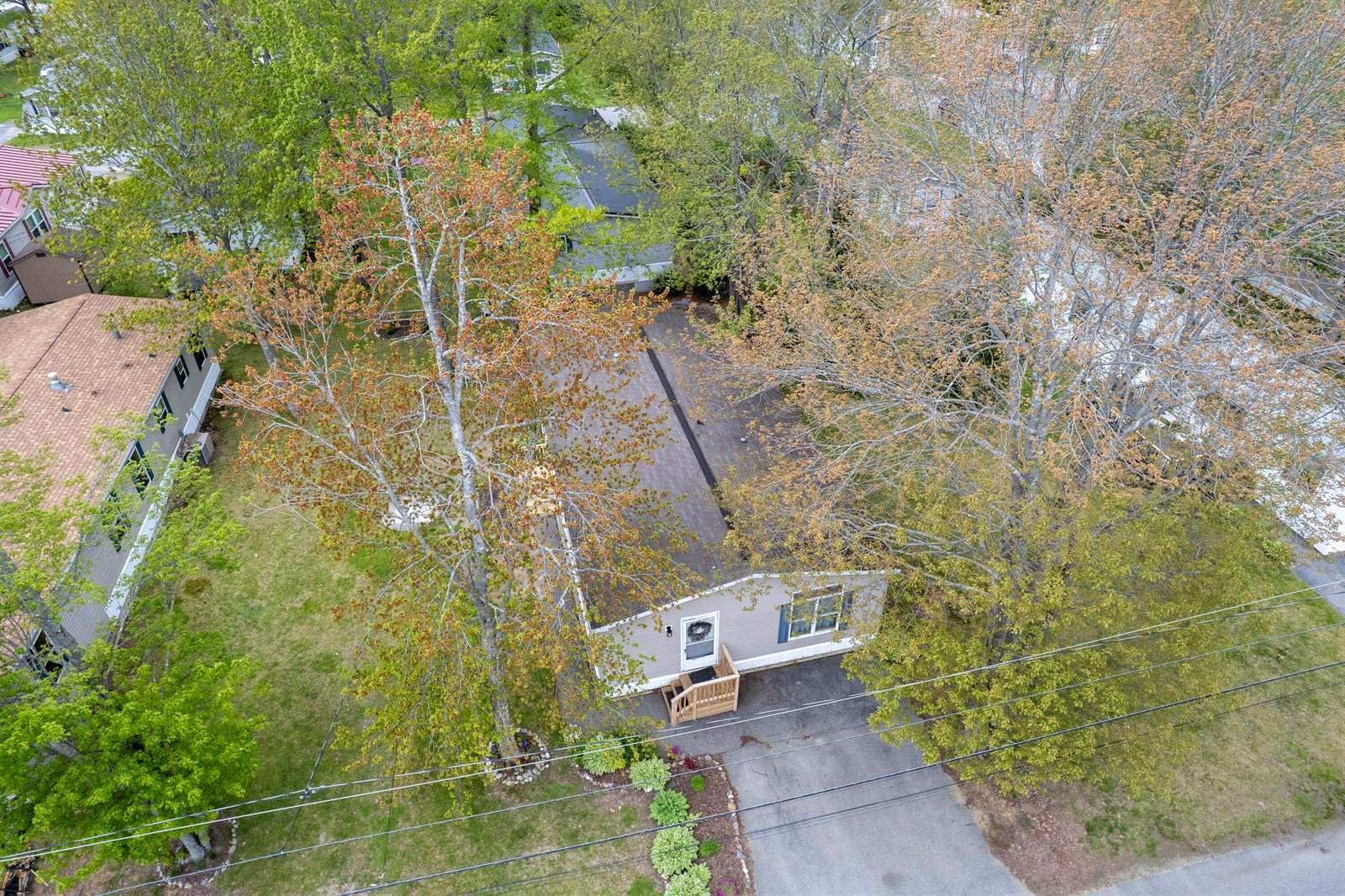 25 Karen Lane, Brunswick, ME 04011