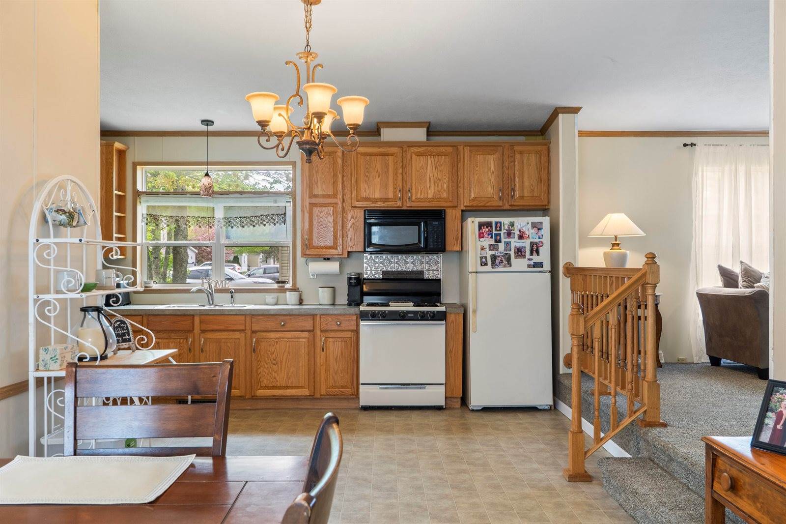 25 Karen Lane, Brunswick, ME 04011