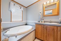 25 Karen Lane, Brunswick, ME 04011