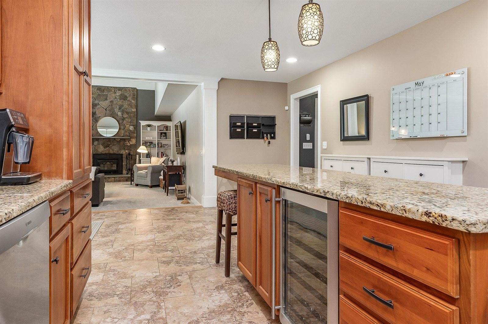 45 Eleanors Way, Brentwood, NH 03833