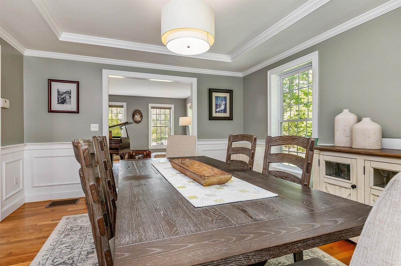 45 Eleanors Way, Brentwood, NH 03833