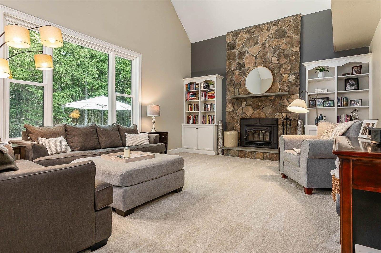 45 Eleanors Way, Brentwood, NH 03833