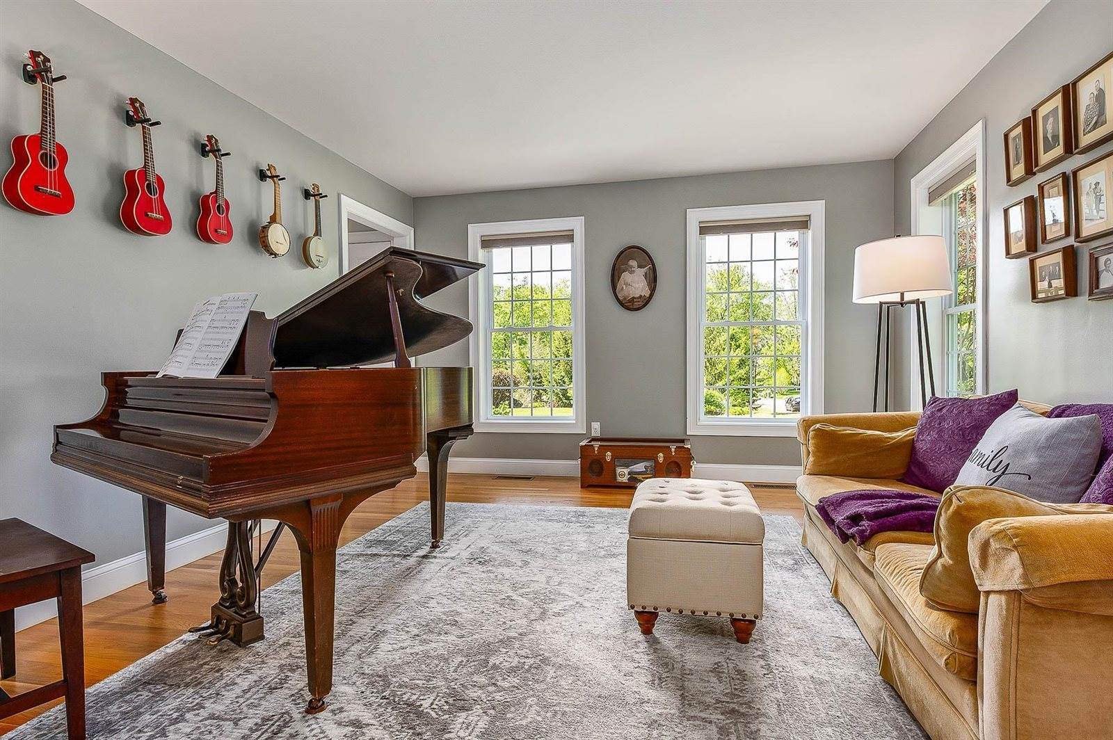 45 Eleanors Way, Brentwood, NH 03833