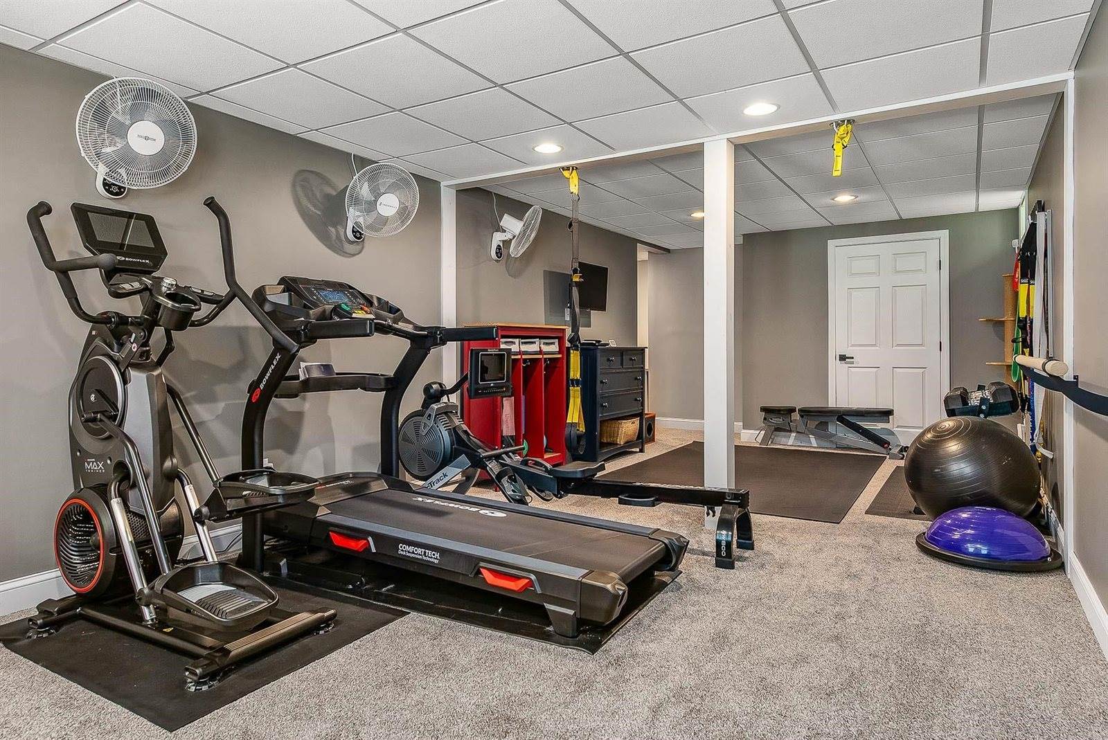 45 Eleanors Way, Brentwood, NH 03833