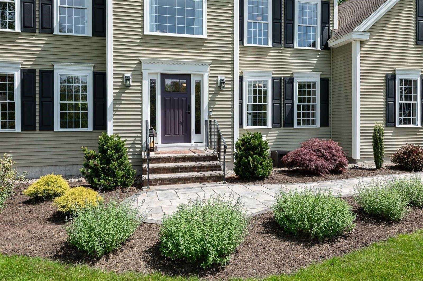 45 Eleanors Way, Brentwood, NH 03833