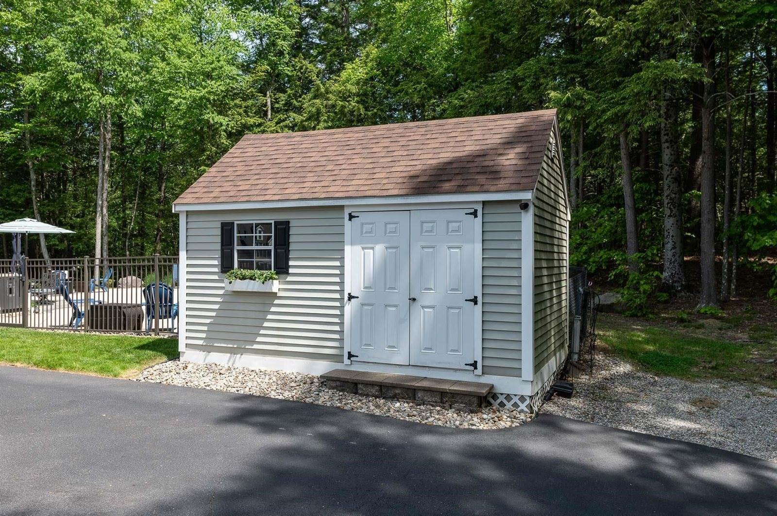 45 Eleanors Way, Brentwood, NH 03833