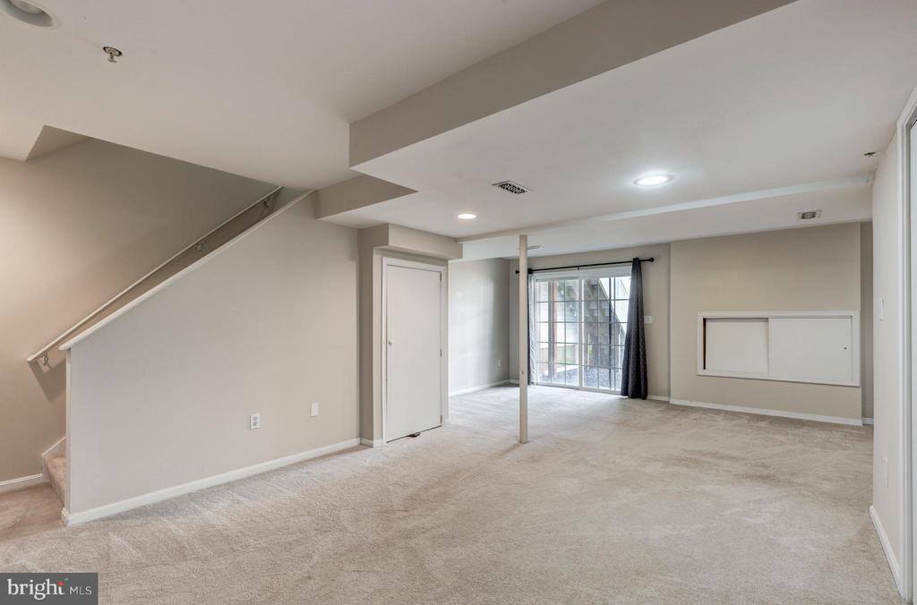 1169 Balsam Circle, Eldersburg, MD 21784