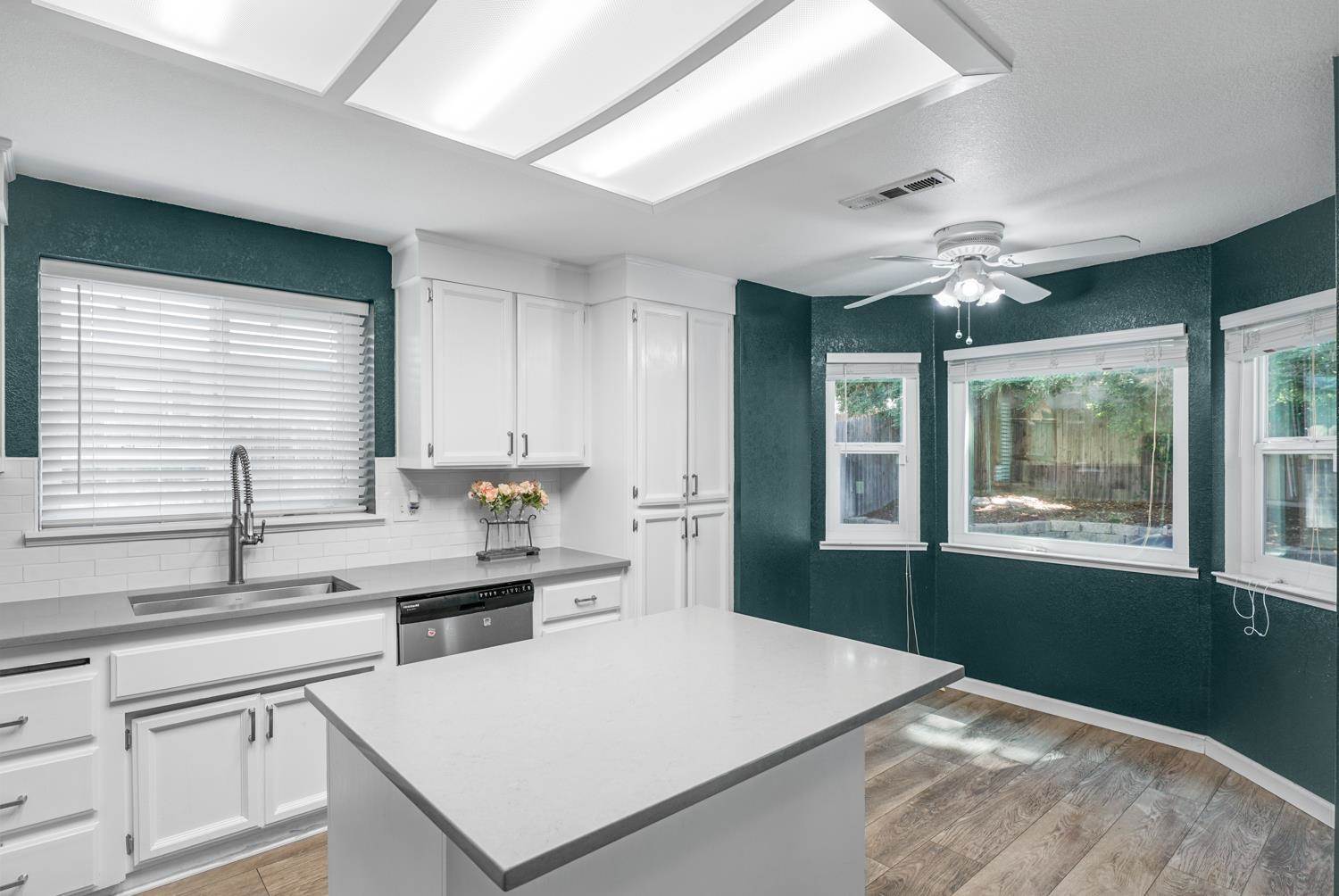 8340 Lichen Drive, Citrus Heights, CA 95621