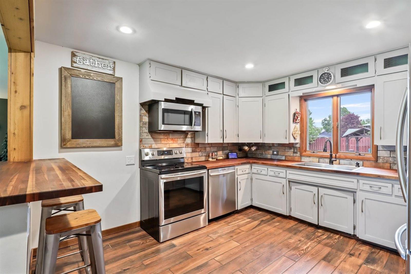 125 W Willow Street, Stevens Point, WI 54481