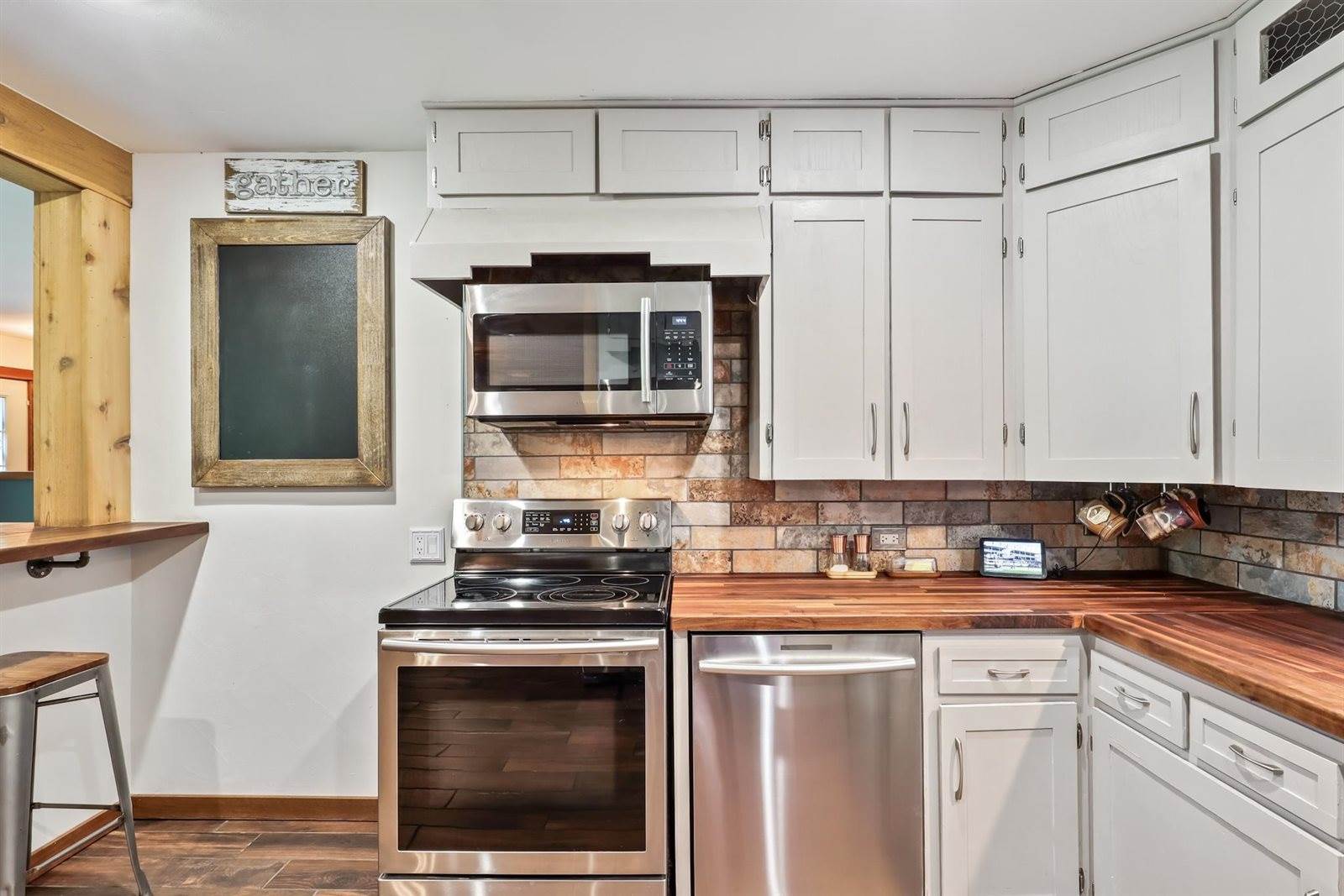 125 W Willow Street, Stevens Point, WI 54481