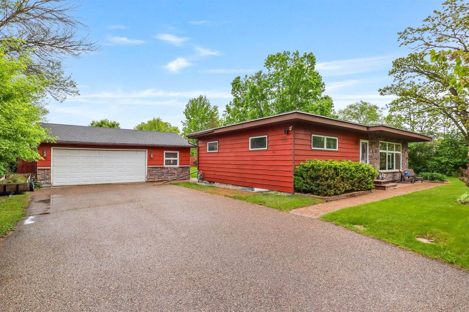 125 W Willow Street, Stevens Point, WI 54481