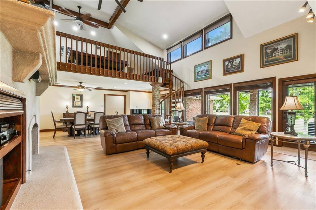 71 Rosedown Drive, Destrehan, LA 70047