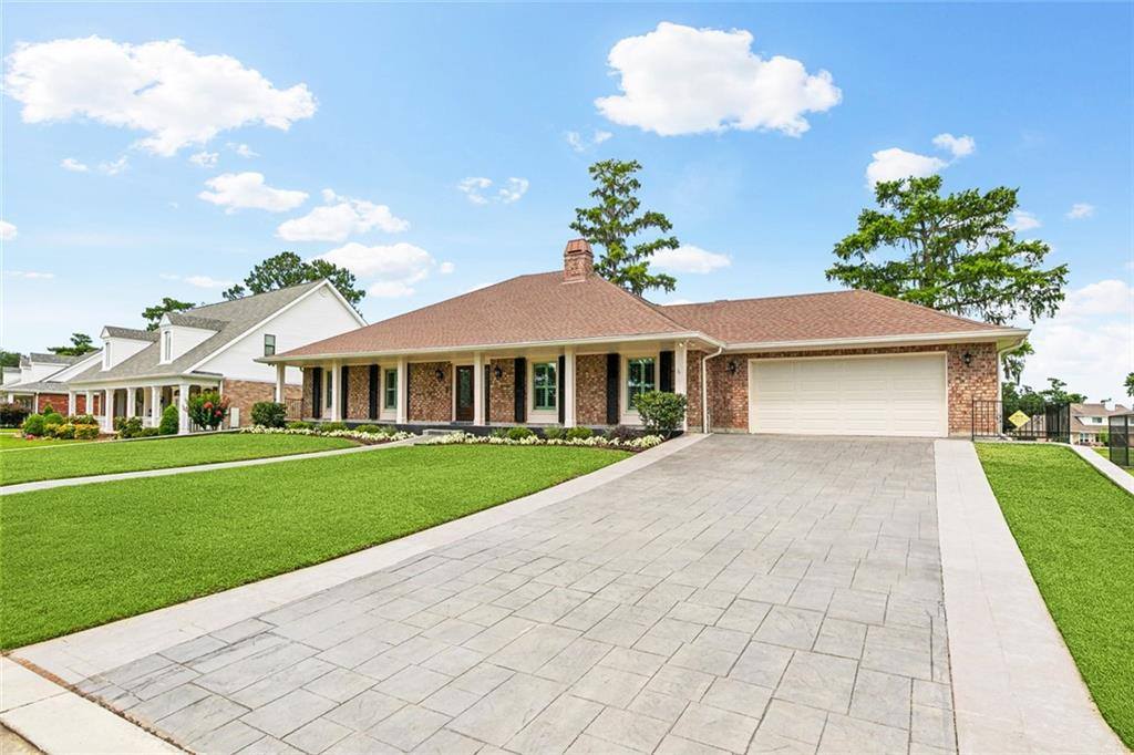 71 Rosedown Drive, Destrehan, LA 70047