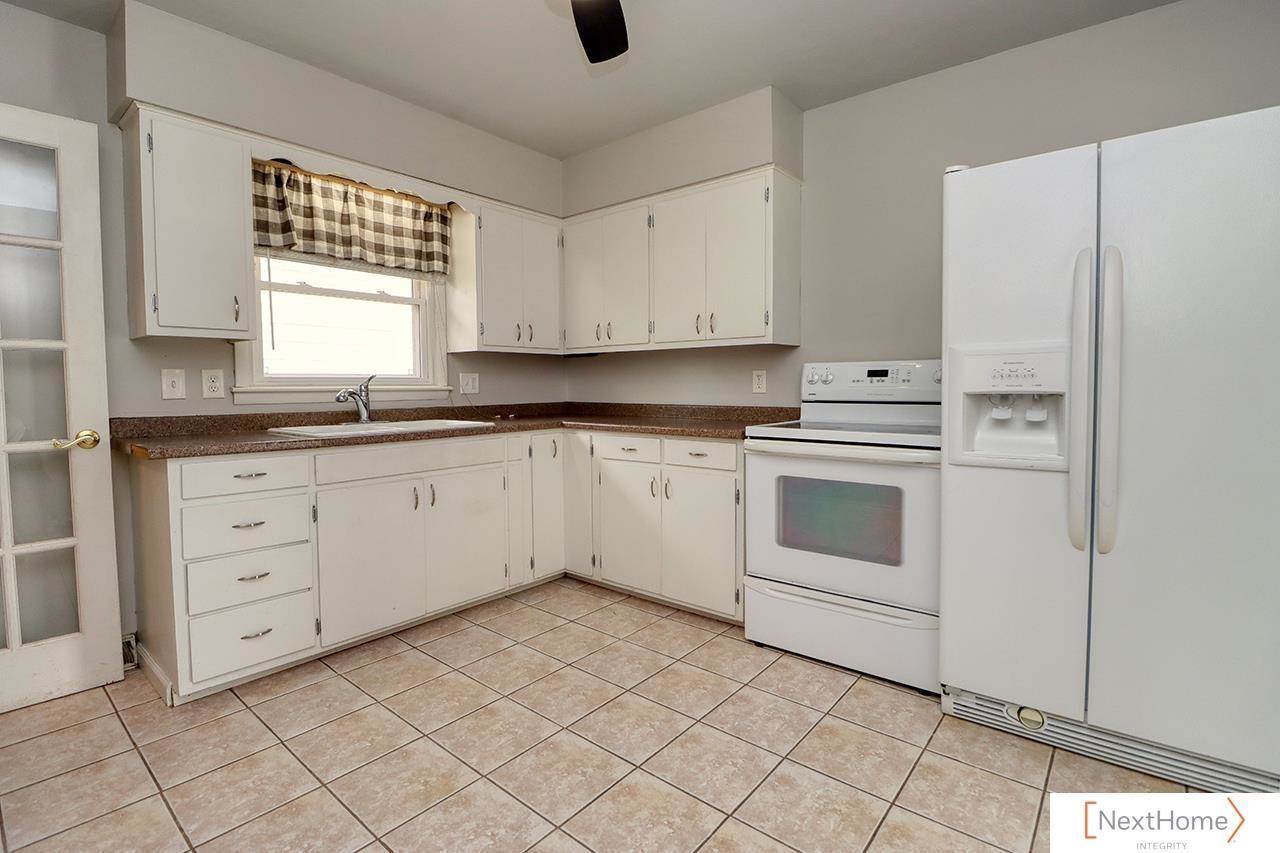 3831 South 54th Street, Lincoln, NE 68506