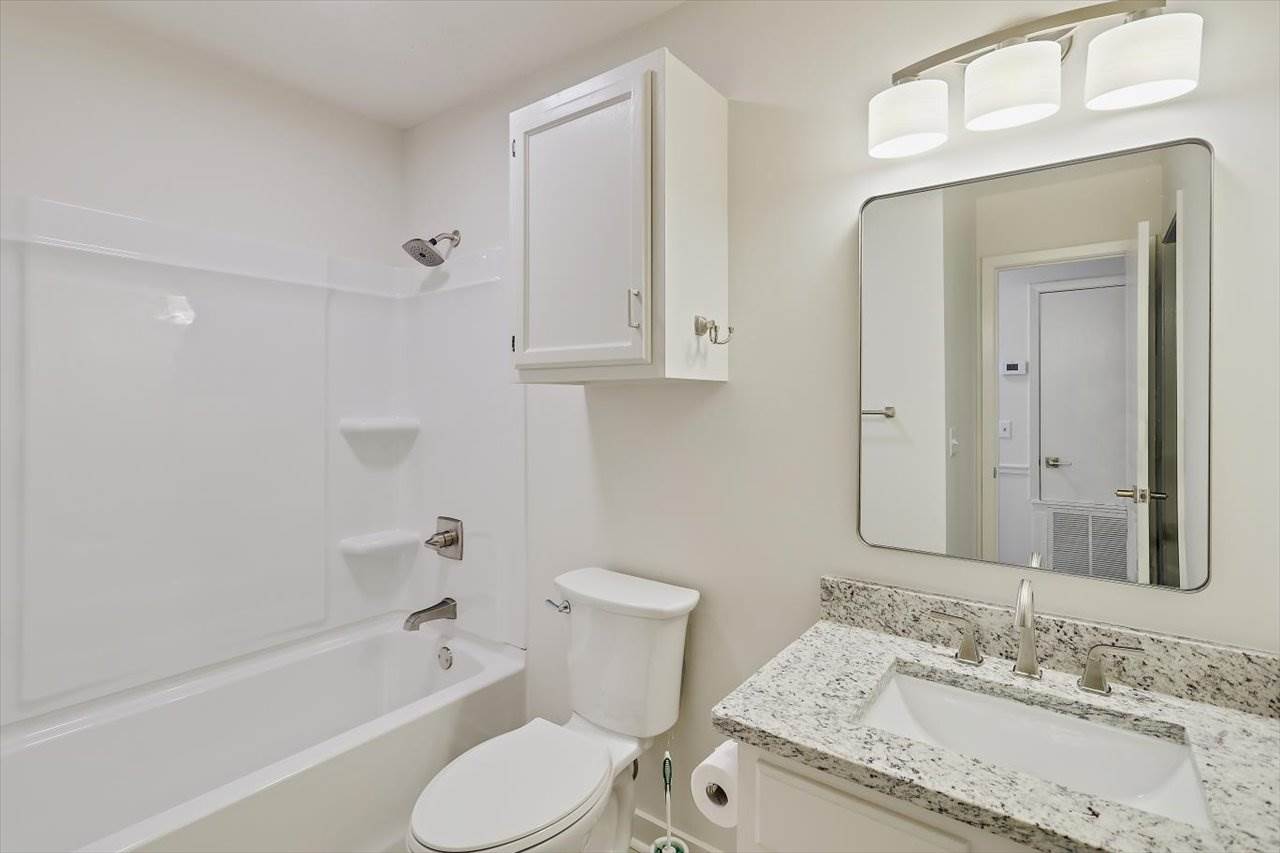 136 Greenfield Lane, Pearl, MS 39208