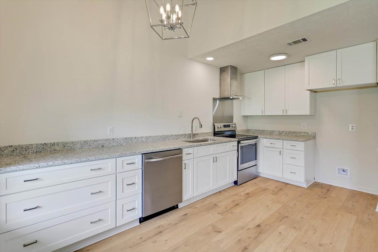 136 Greenfield Lane, Pearl, MS 39208