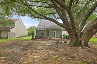 136 Greenfield Lane, Pearl, MS 39208